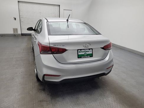 Used 2021 Hyundai Accent SE image 6