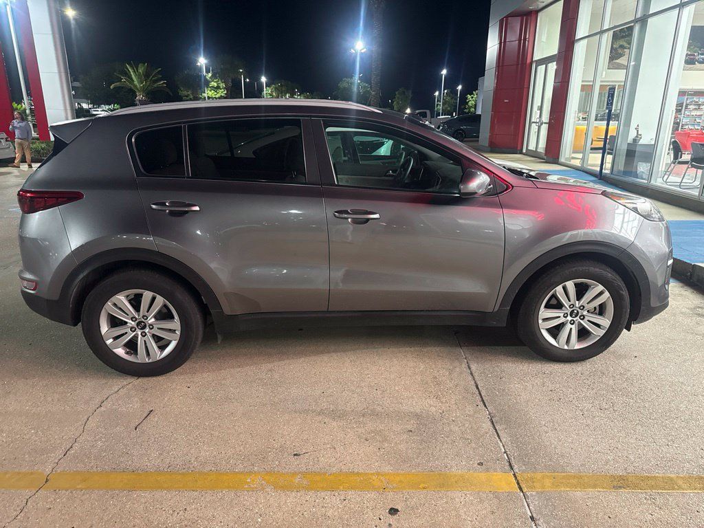 Used 2018 Kia Sportage LX w/ LX Popular Package FWD image 5