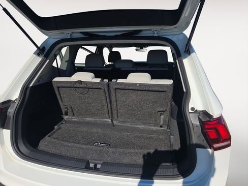 Used 2023 Volkswagen Tiguan S image 31