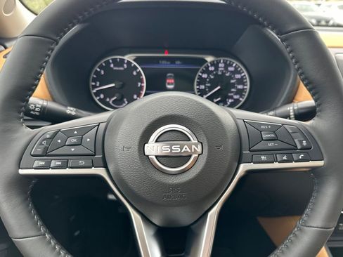 New 2025 Nissan Sentra SV w/ SV Premium Package image 20