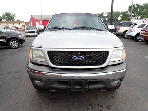 Used 2002 Ford F150 XLT AWD/4WD image 2