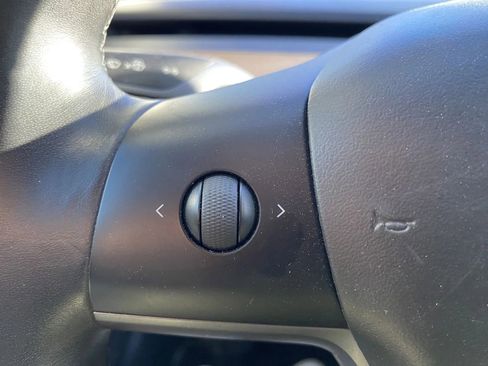 Used 2018 Tesla Model 3 Long Range image 18