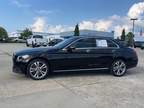 Used 2018 Mercedes-Benz C 300 4MATIC Sedan image 5