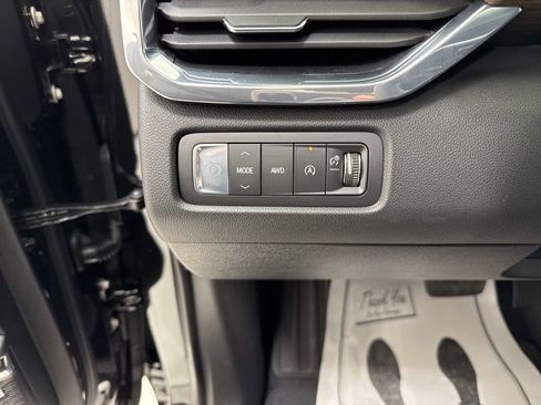 New 2026 GMC Acadia Denali w/ Super Cruise Package image 25