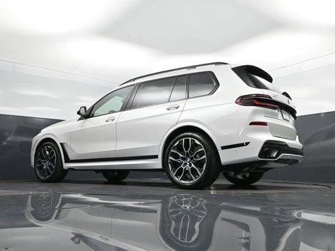 New 2026 BMW X7 xDrive40i AWD/4WD image 41