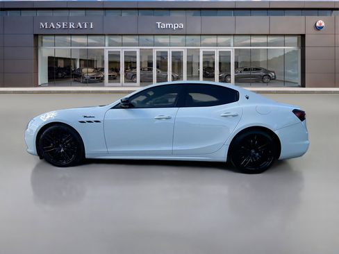 Used 2023 Maserati Ghibli Modena RWD image 6