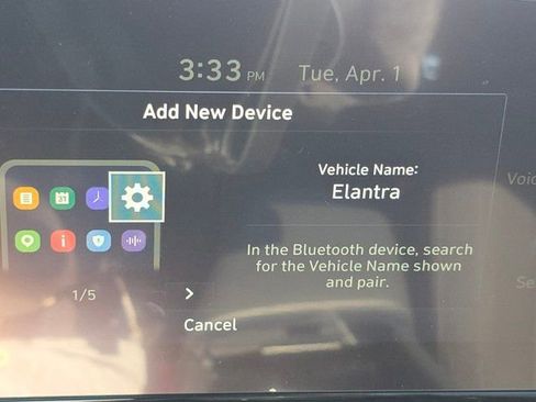 Certified 2025 Hyundai Elantra SEL image 11