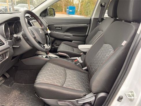 New 2025 Mitsubishi Outlander Sport LE image 14