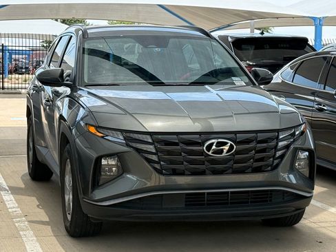 Used 2023 Hyundai Tucson SEL FWD image 3