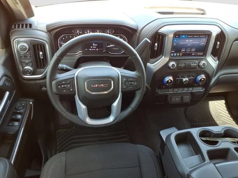 Used 2020 GMC Sierra 1500 SLE w/ SLE Value Package AWD/4WD image 9