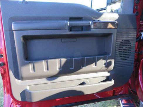 Used 2014 Ford F250 Platinum image 14