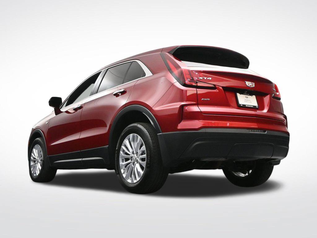 Used 2024 Cadillac XT4 Luxury w/ Cold Weather Package AWD/4WD image 26