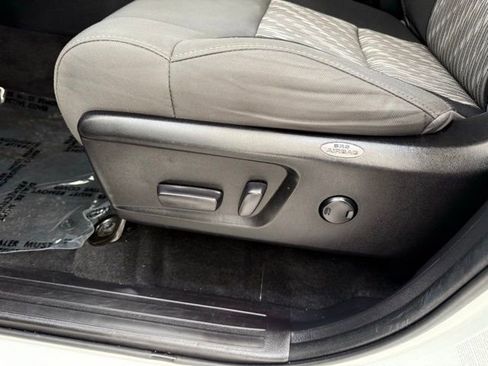 Used 2020 Toyota Tundra SR5 w/ SR5 Upgrade Package image 12