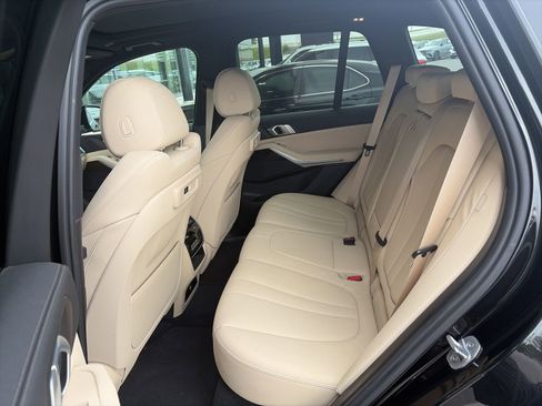 Used 2020 BMW X5 sDrive40i w/ Convenience Package image 16