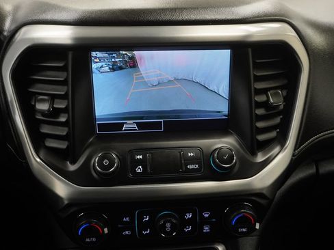 Used 2023 GMC Acadia SLE w/ Driver Convenience Package FWD image 25