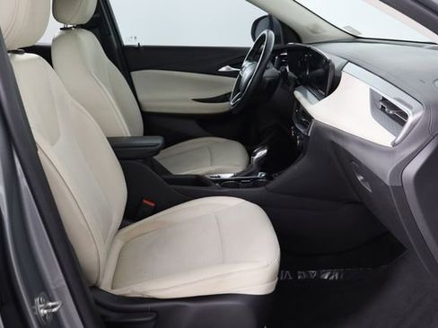 Used 2024 Buick Encore GX Preferred image 19