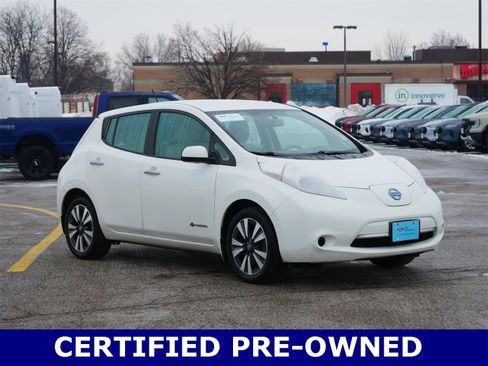 Used 2017 Nissan Leaf SV image 1