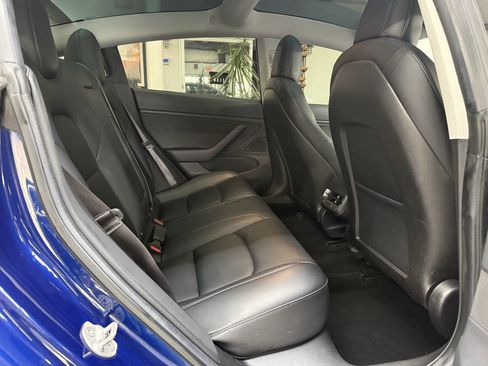 Used 2018 Tesla Model 3 AWD/4WD image 15