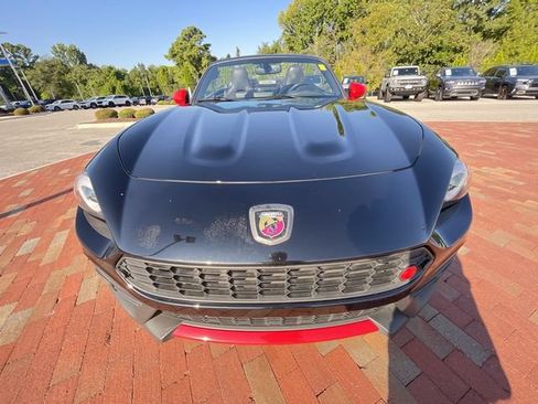 Used 2020 FIAT 124 Spider Abarth w/ Convenience Group RWD image 12