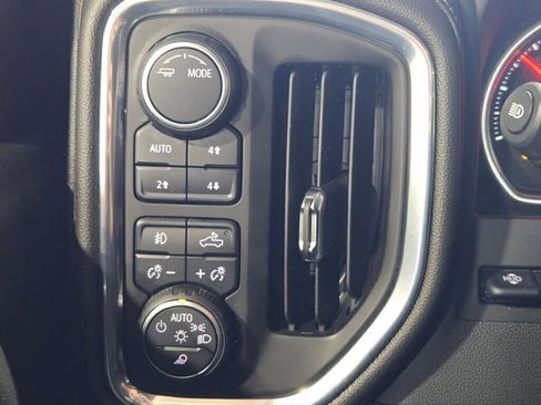 Used 2022 Chevrolet Silverado 3500 LTZ w/ LTZ Plus Package image 27