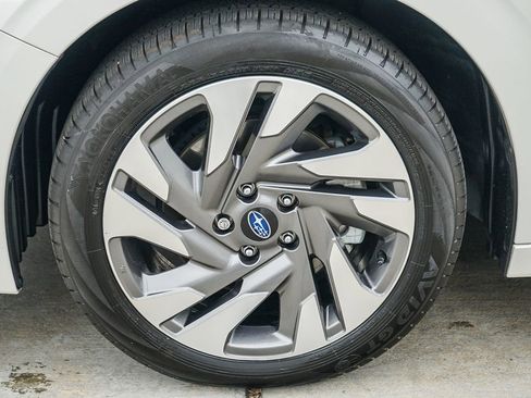 Used 2025 Subaru Legacy Limited image 11