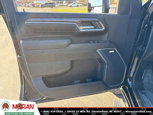 Used 2024 Chevrolet Silverado 2500 LTZ w/ LTZ Plus Package image 10