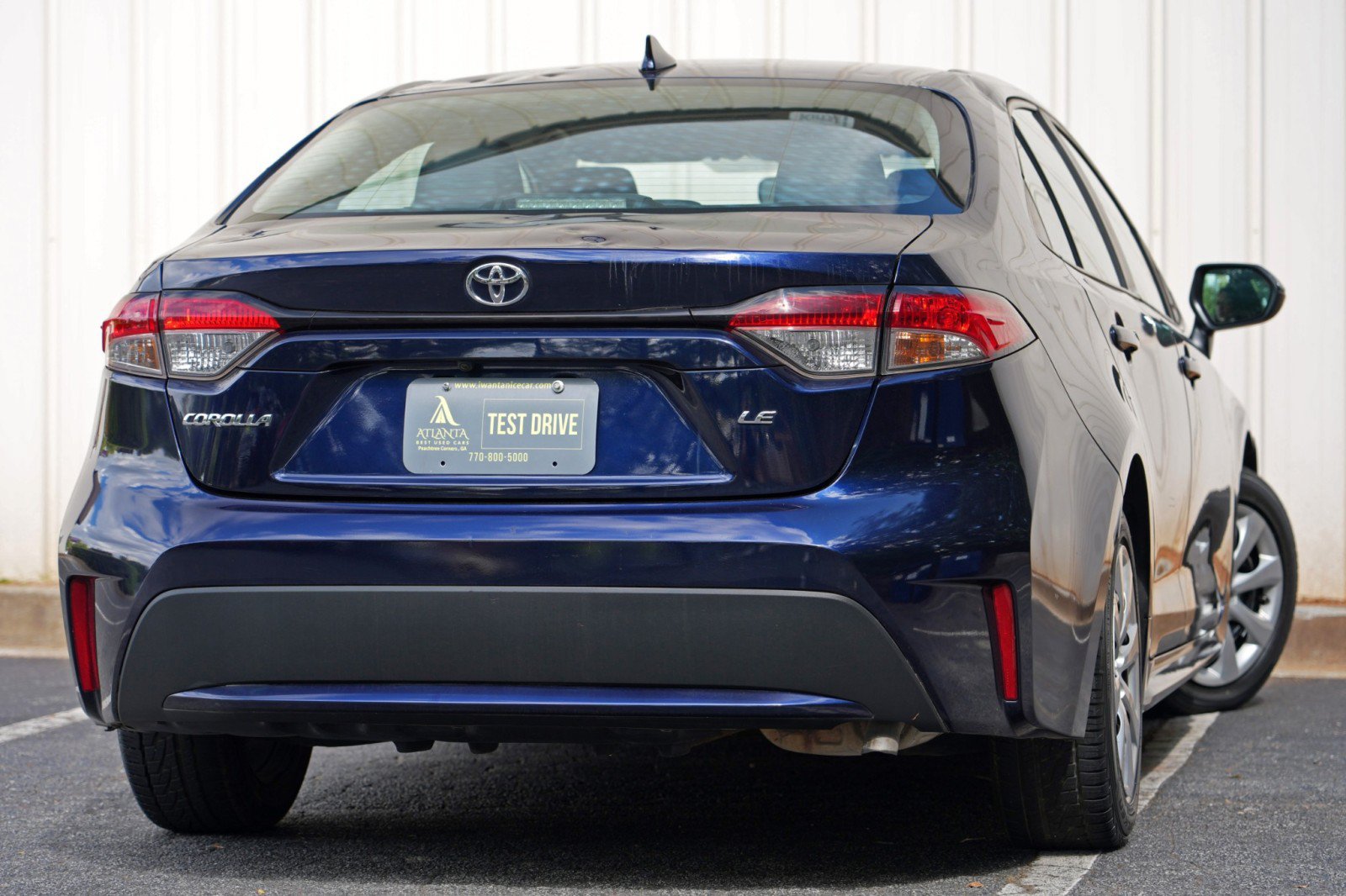 Used 2021 Toyota Corolla LE FWD image 4