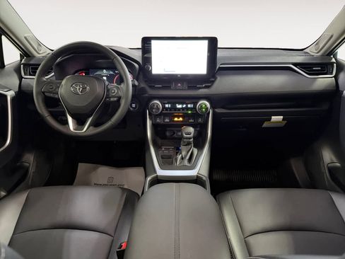 Used 2025 Toyota RAV4 XLE Premium image 14