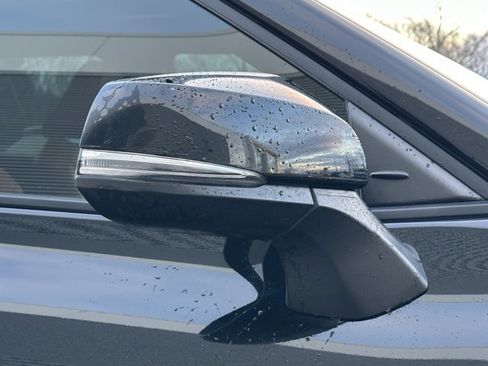 Used 2021 Toyota Highlander XSE image 11