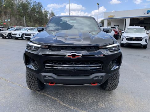 New 2026 Chevrolet Colorado ZR2 w/ Technology Package AWD/4WD image 5
