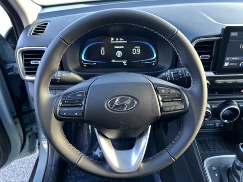 New 2026 Hyundai Venue SEL image 20