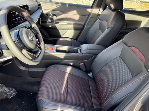 New 2026 Nissan Kicks SR w/ Illumination Package image 4