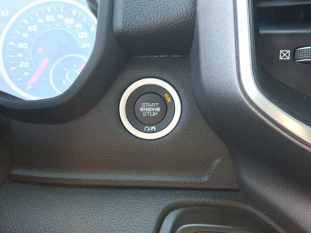 Used 2022 RAM 1500 Big Horn AWD/4WD image 19