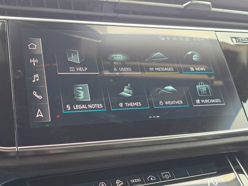 Used 2023 Audi Q7 3.0T Premium Plus w/ Premium Plus Package AWD/4WD image 32