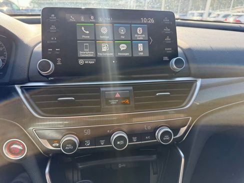 Used 2019 Honda Accord Sport image 18