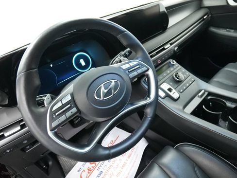 Used 2023 Hyundai Palisade Limited AWD/4WD image 13