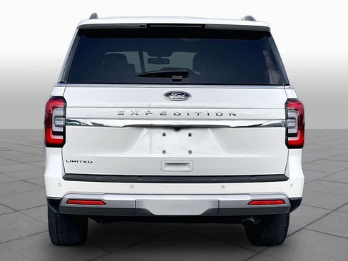 Used 2024 Ford Expedition Limited RWD image 5
