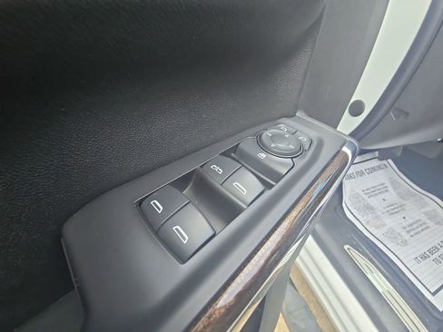 Used 2021 Chevrolet Silverado 1500 LT w/ Z71 Off-Road Package image 24