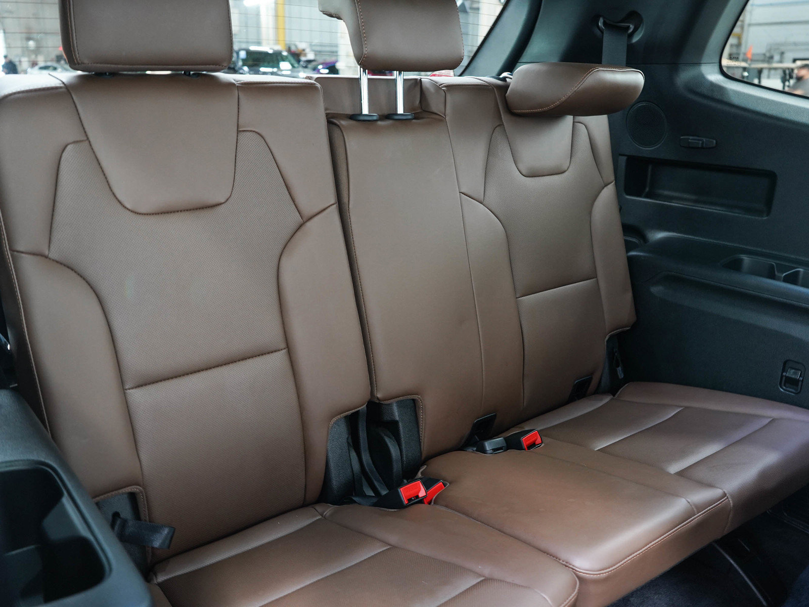 Used 2022 Kia Telluride SX w/ SX Prestige Package AWD/4WD image 15