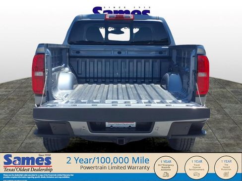 Used 2022 Chevrolet Colorado Z71 AWD/4WD image 10