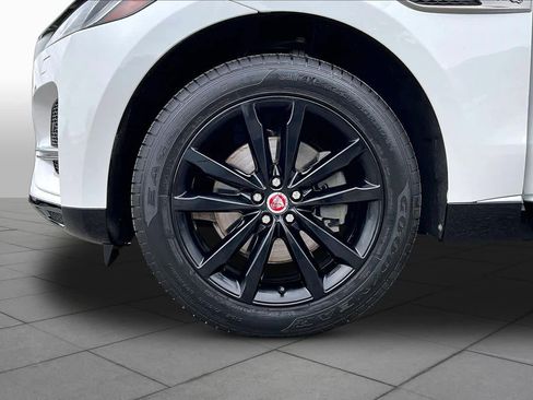 Used 2023 Jaguar F-PACE S AWD/4WD image 10