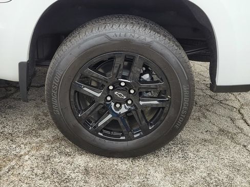 New 2026 Chevrolet Silverado 1500 RST w/ Convenience Package II AWD/4WD image 4