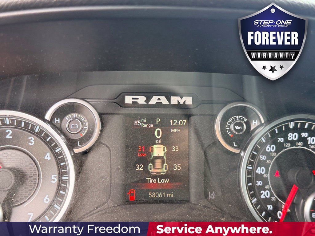 Used 2025 RAM 1500 Big Horn AWD/4WD image 10