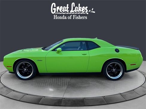 Used 2015 Dodge Challenger R/T Plus image 2