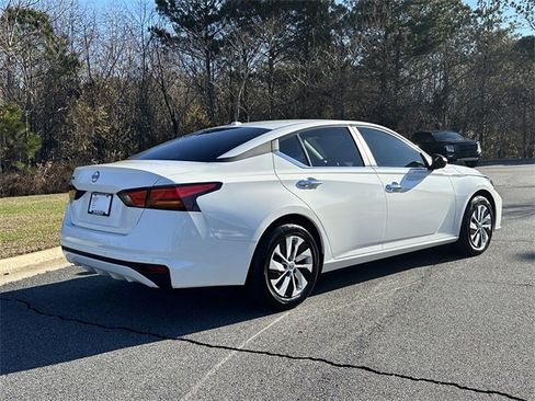 Certified 2025 Nissan Altima 2.5 S image 8