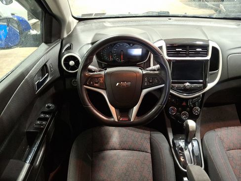 Used 2018 Chevrolet Sonic LT w/ Convenience Package image 11