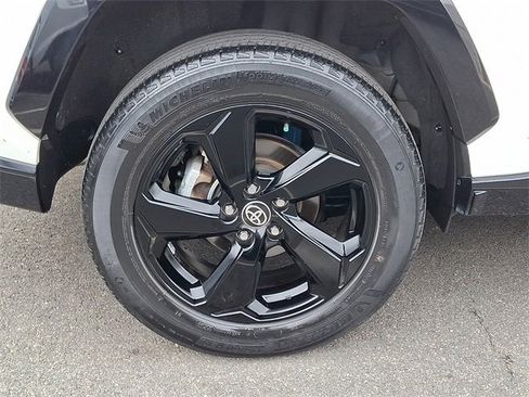 Used 2021 Toyota RAV4 XSE image 6