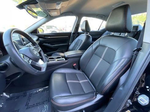 Used 2024 Nissan Altima 2.5 SR FWD image 22