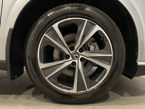 Used 2024 Lexus RX 350 Premium w/ Convenience Package image 9