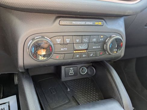 Used 2024 Ford Bronco Sport Outer Banks w/ Tech Package image 16